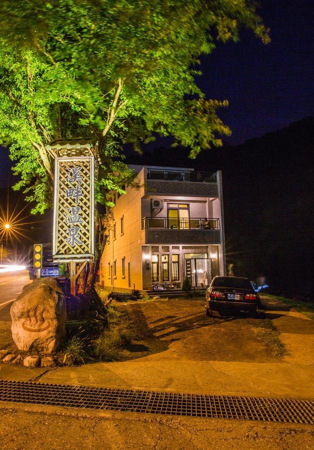 Apartamento Antong Creekside Hot Spring Yuli Exterior foto
