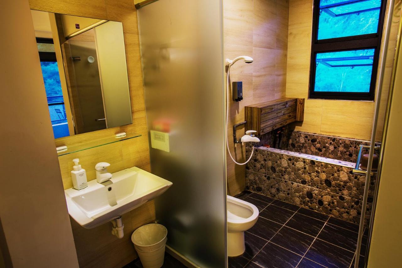 Apartamento Antong Creekside Hot Spring Yuli Exterior foto